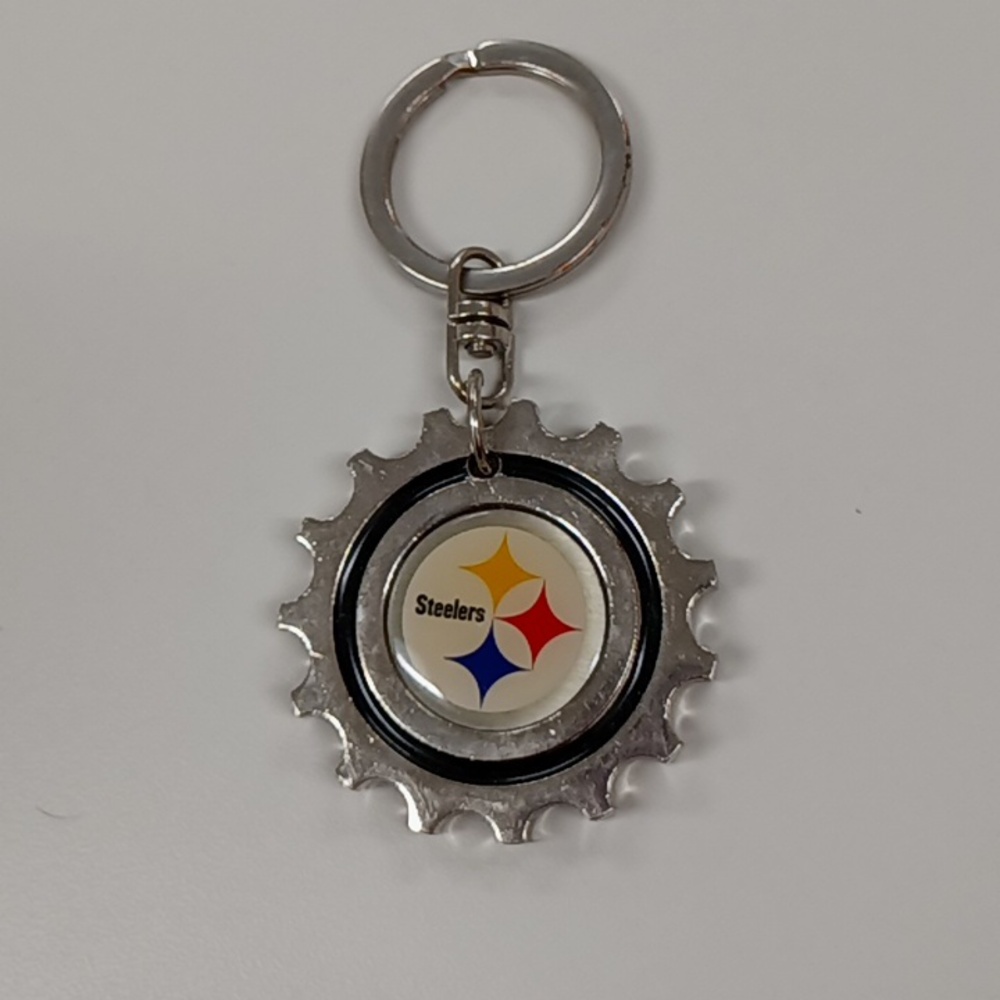 Pittsburgh Steelers NFL gear keychain
